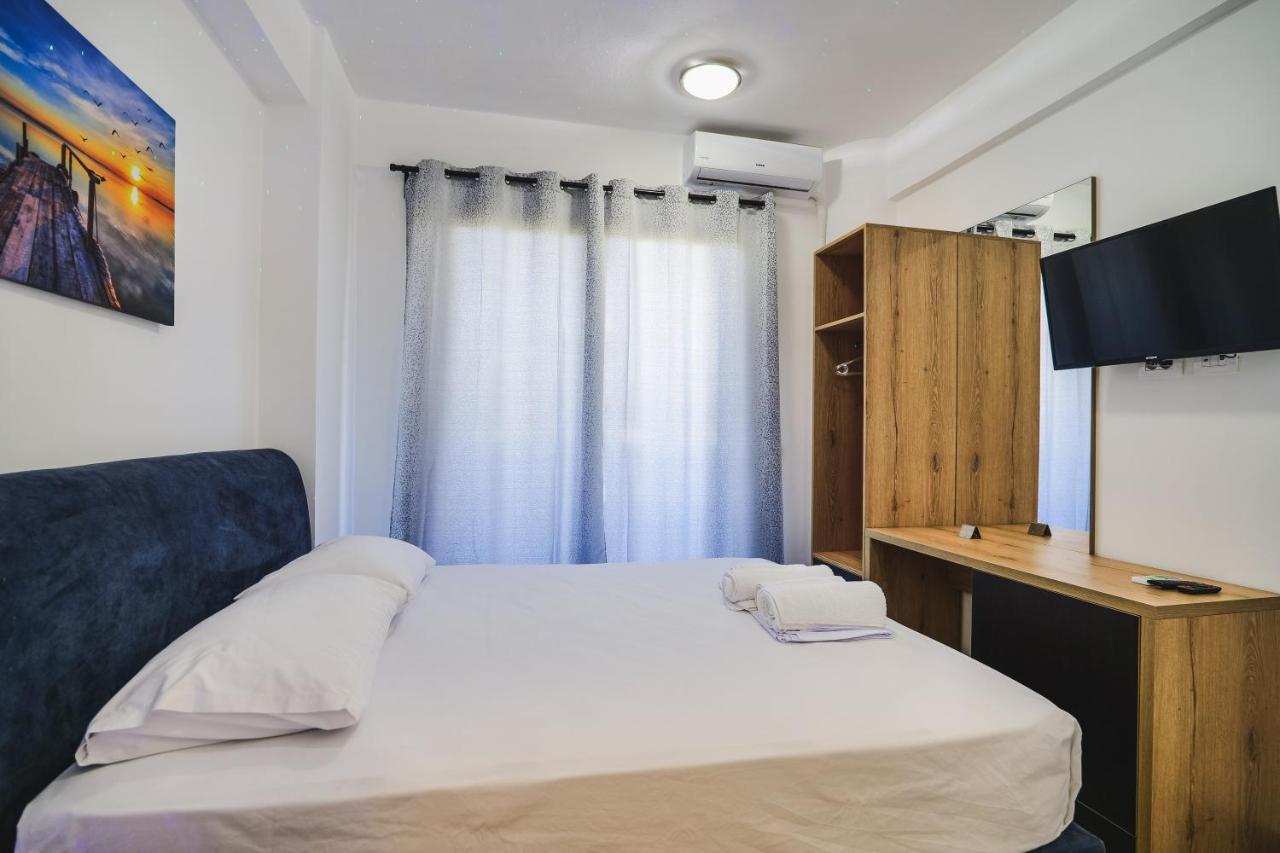 Vullkan Hotel Ksamil Buitenkant foto
