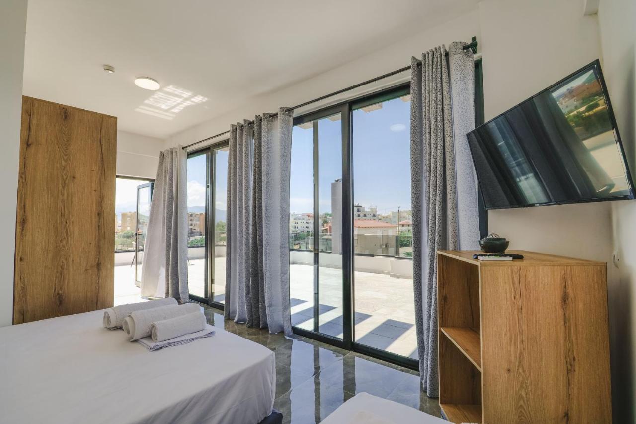 Vullkan Hotel Ksamil Buitenkant foto