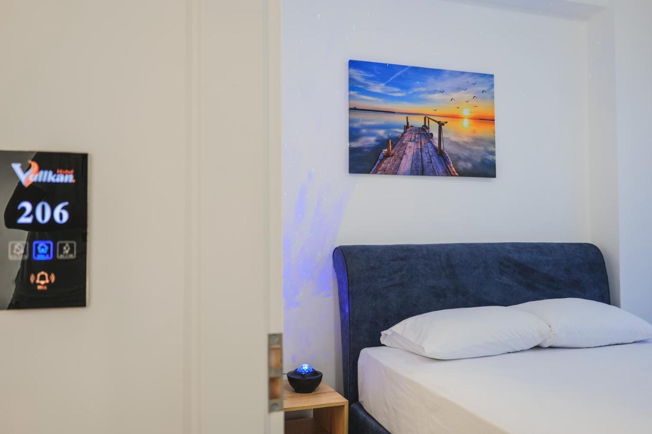 Vullkan Hotel Ksamil Buitenkant foto