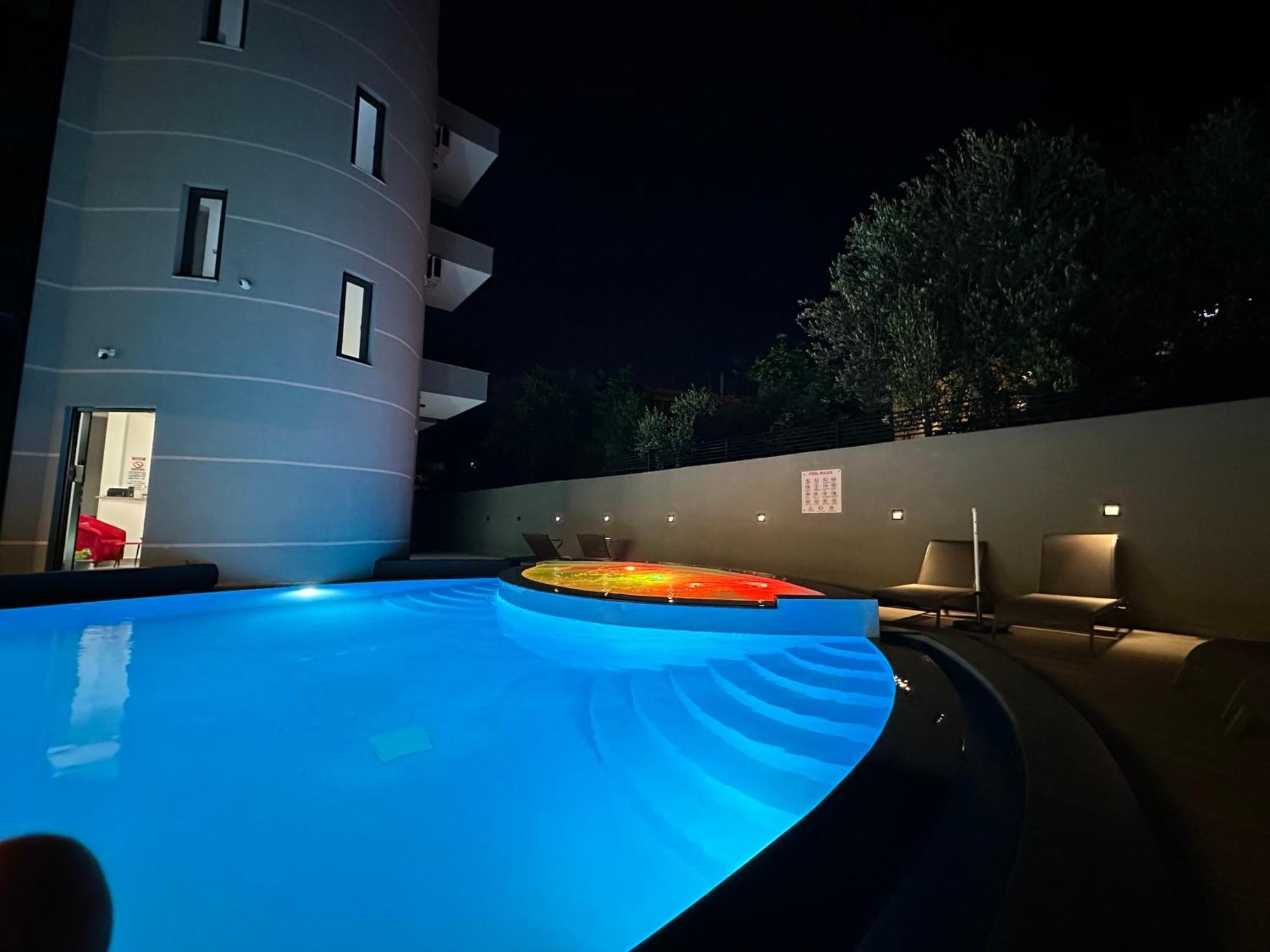 Vullkan Hotel Ksamil Buitenkant foto