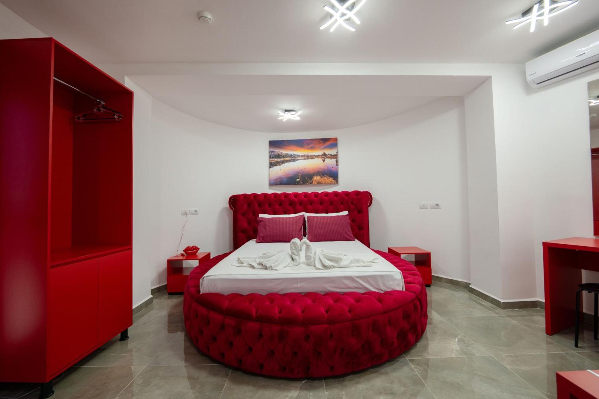 Vullkan Hotel Ksamil Buitenkant foto