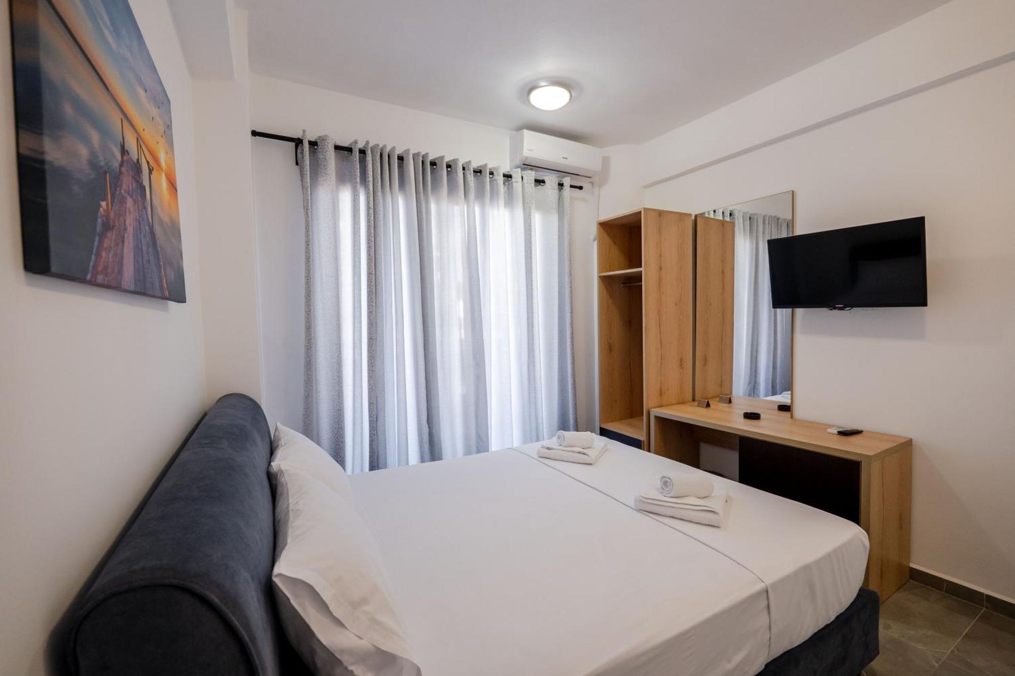 Vullkan Hotel Ksamil Buitenkant foto