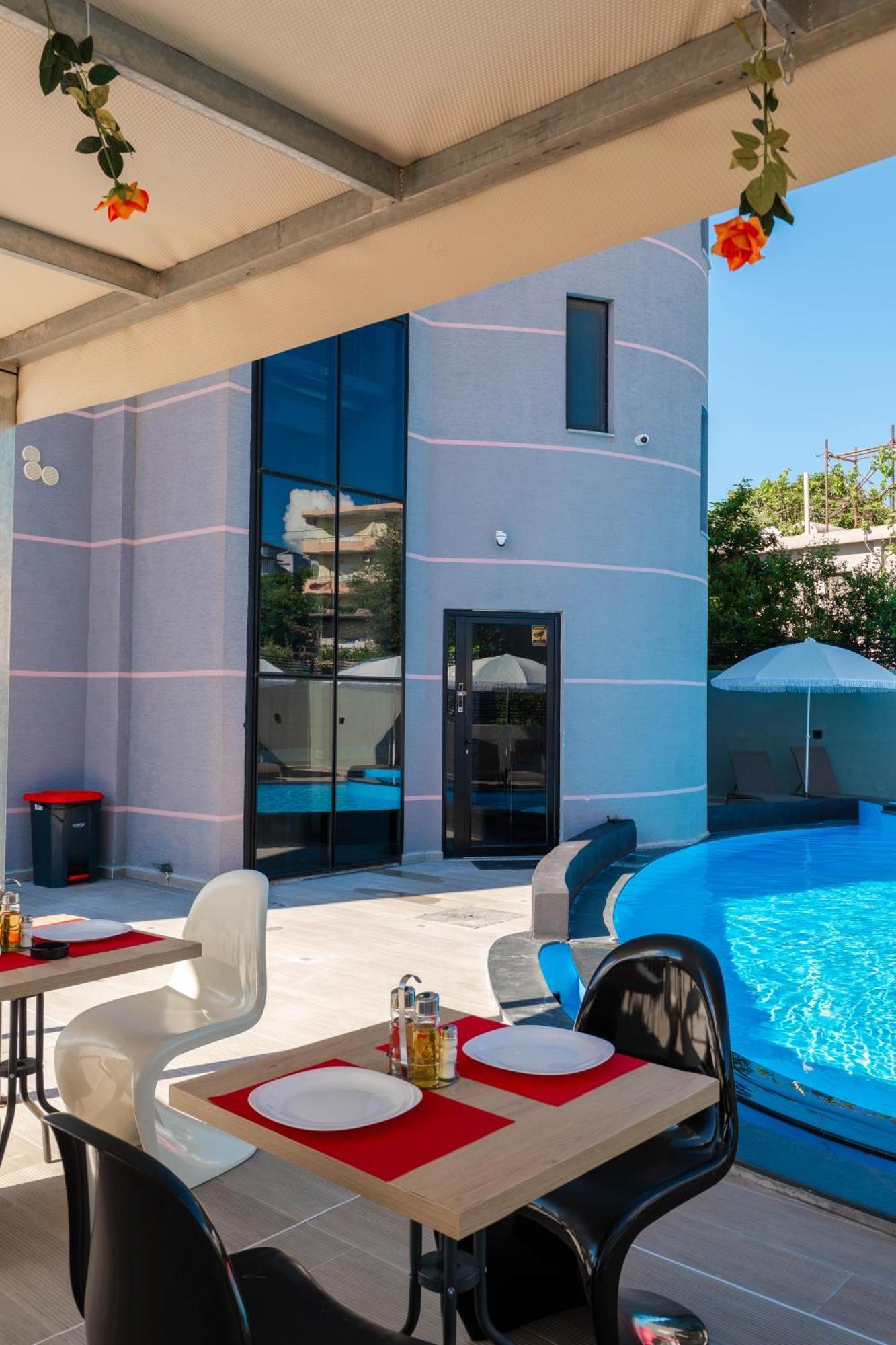Vullkan Hotel Ksamil Buitenkant foto