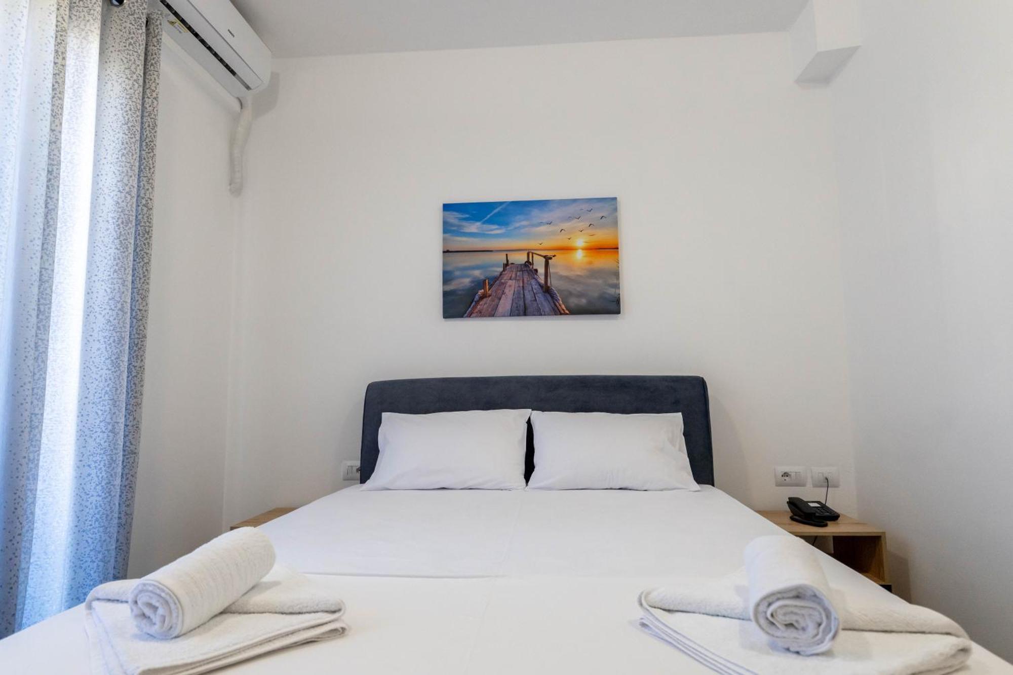 Vullkan Hotel Ksamil Buitenkant foto