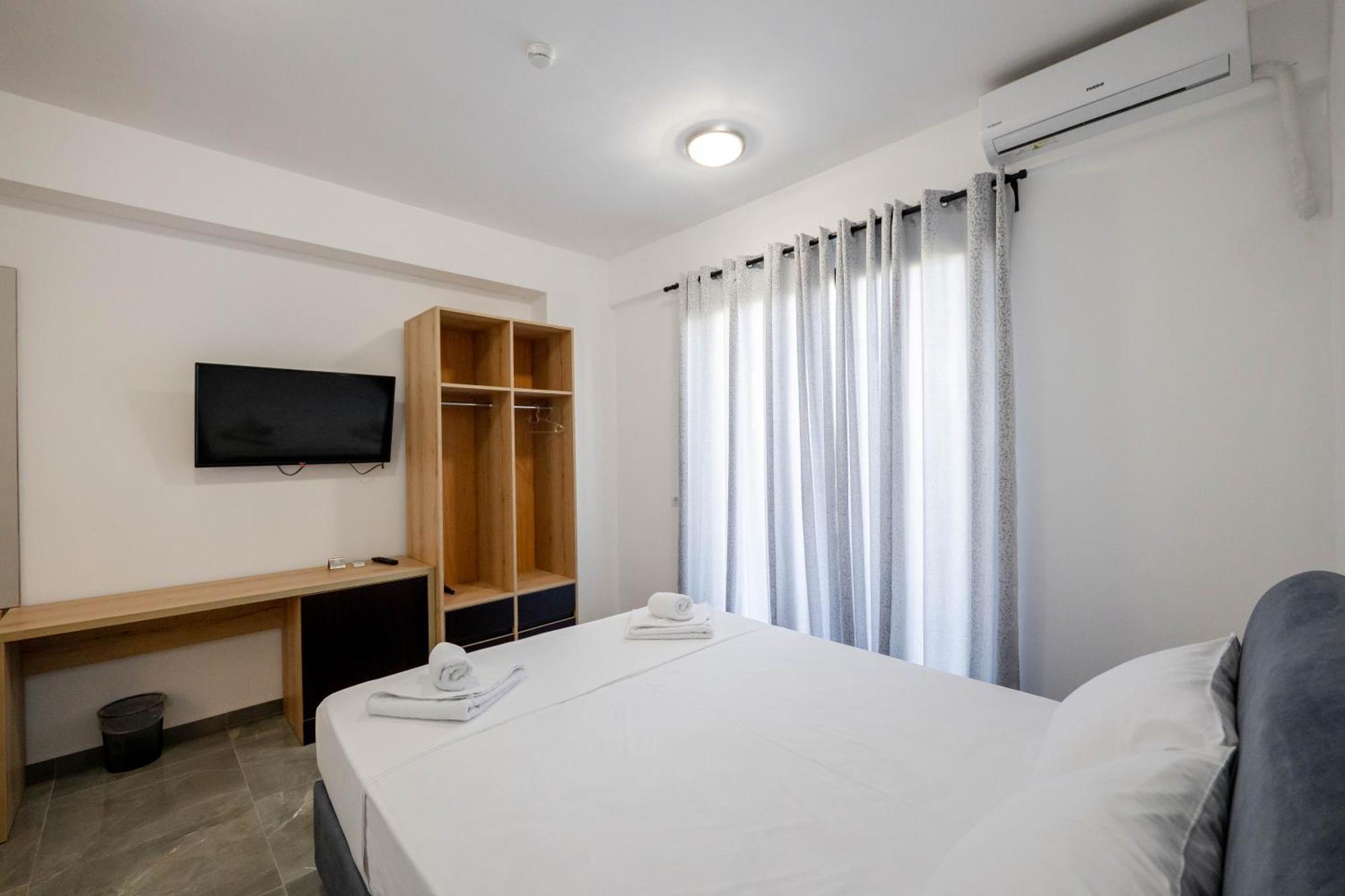 Vullkan Hotel Ksamil Buitenkant foto